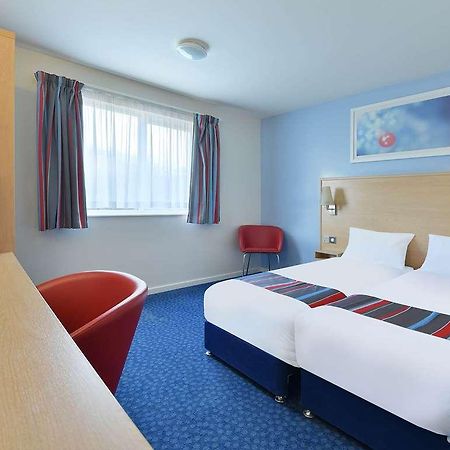 Travelodge Newcastle Seaton Burn Room photo