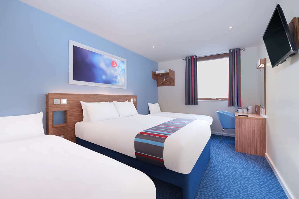 Travelodge Newcastle Seaton Burn Room photo